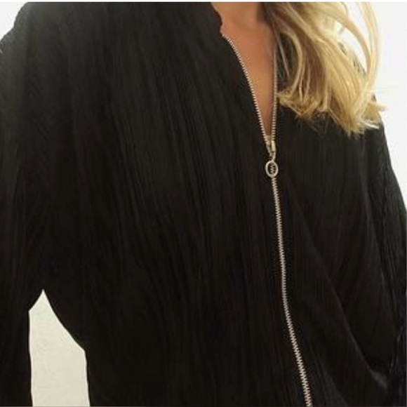 ZARA Black Cardigan Sheer
Bomber Zip-Up Jacket - Picture 3 of 7